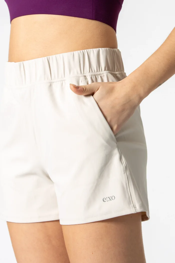 Short Calm Creme - Image 5